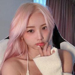 vyvan le onlyfan leak|Smiling ️ : r/VyvanLe